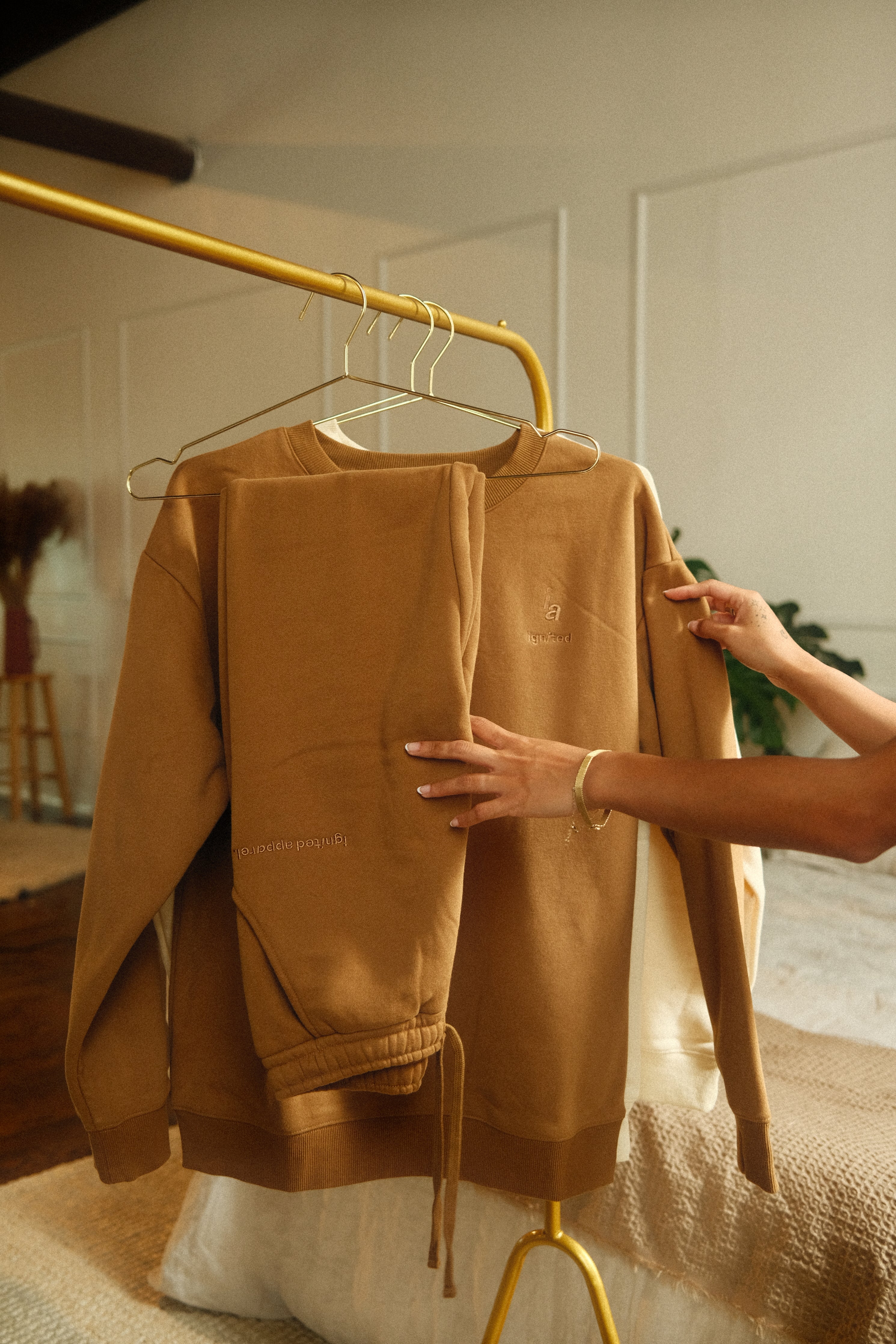 Shaken Espresso Sweatpants