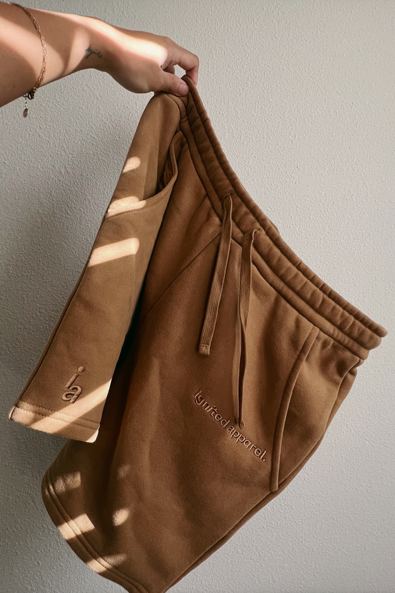 Shaken Espresso Shorts